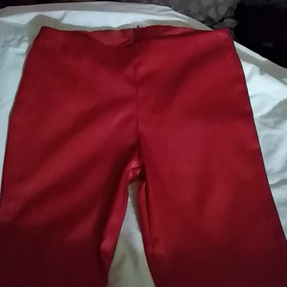 Capris - Picture 2 of 3